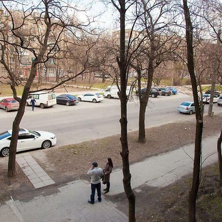Semi-Luxury Apt On 82 Nezalezhnoi Ukrаiny Street Near Intourist Hotel Zaporizhia エクステリア 写真