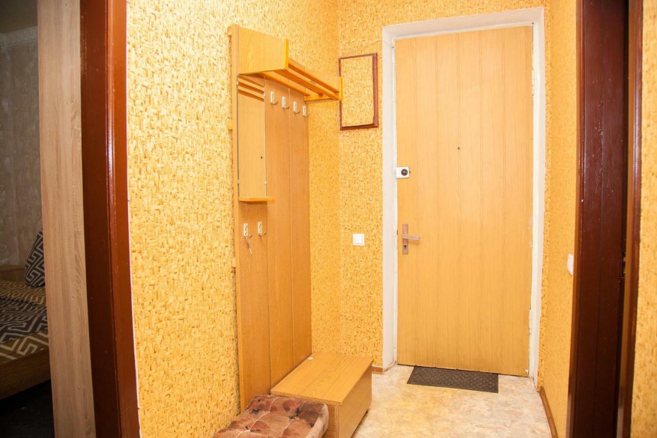 Semi-Luxury Apt On 82 Nezalezhnoi Ukrаiny Street Near Intourist Hotel Zaporizhia エクステリア 写真