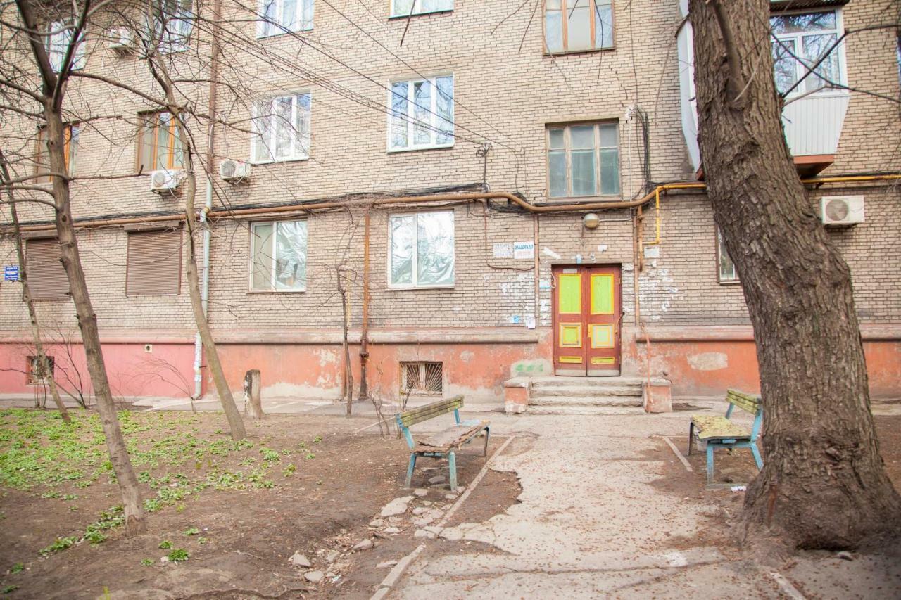 Semi-Luxury Apt On 82 Nezalezhnoi Ukrаiny Street Near Intourist Hotel Zaporizhia エクステリア 写真